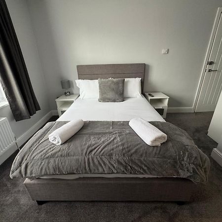 Lymm Living Hotel Warrington  Buitenkant foto