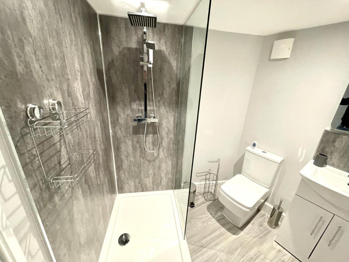 Lymm Living Hotel Warrington  Buitenkant foto