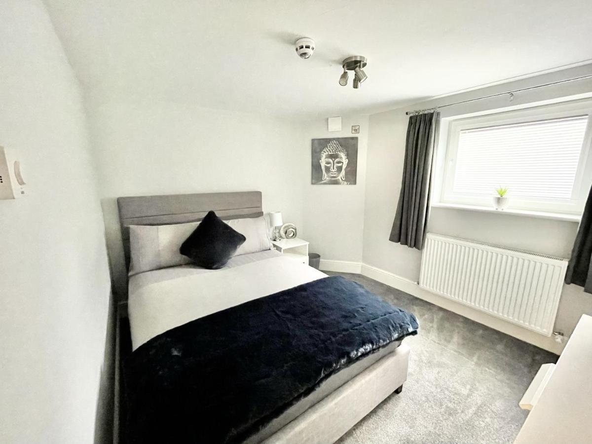 Lymm Living Hotel Warrington  Buitenkant foto