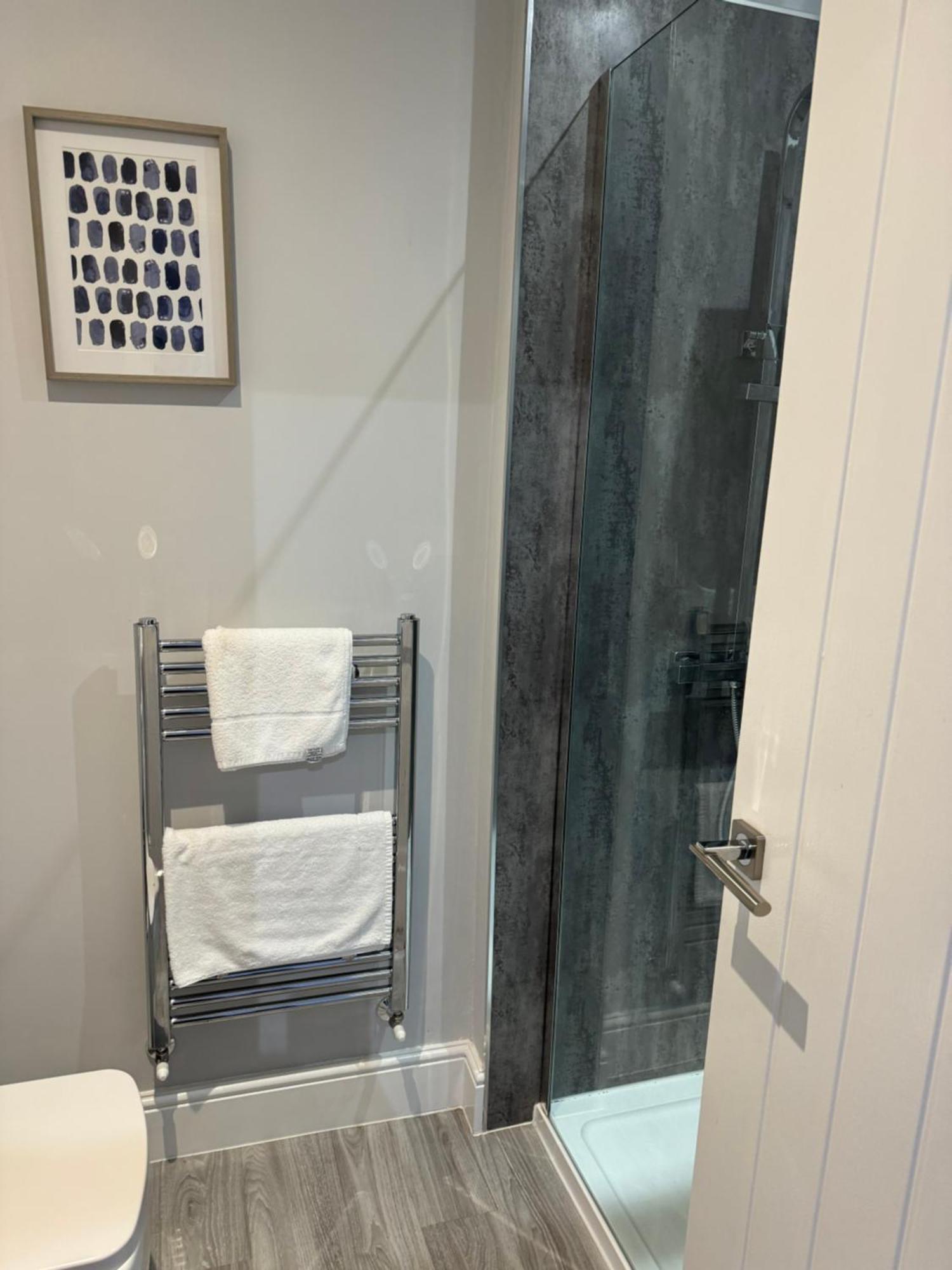 Lymm Living Hotel Warrington  Buitenkant foto